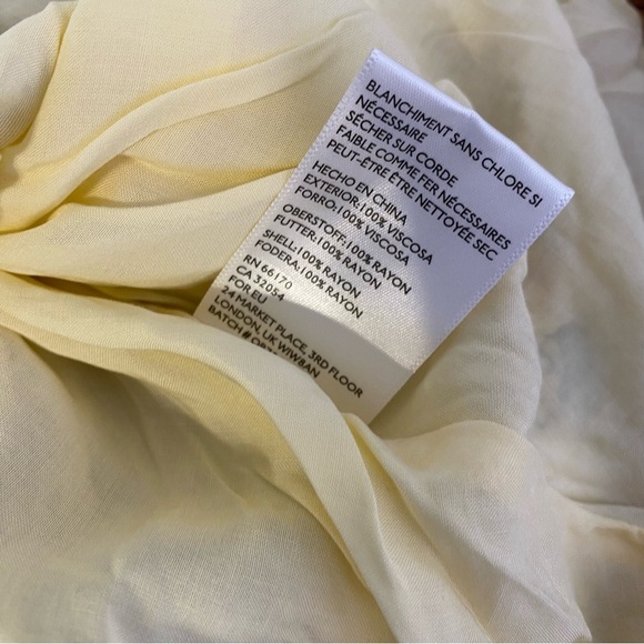 Urban Outfitters Floral Handkerchief Hem Midi Dress Butter Yellow Beige XS NWT - Picture 16 of 16